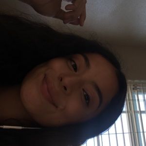 Meet your Posher, Anahi